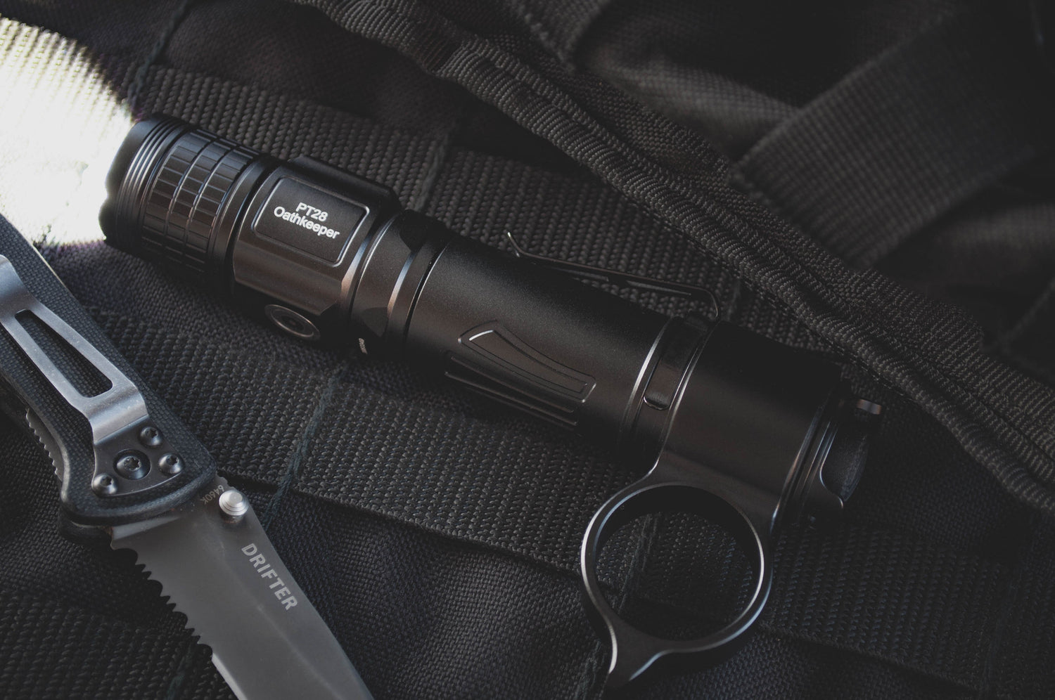 Tactical Flashlight Grip & Operation Techniques: Mastering Control, Speed, and Safety